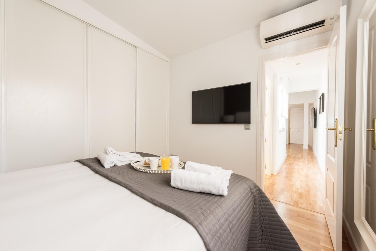 Latina Suite Madrid Exterior photo